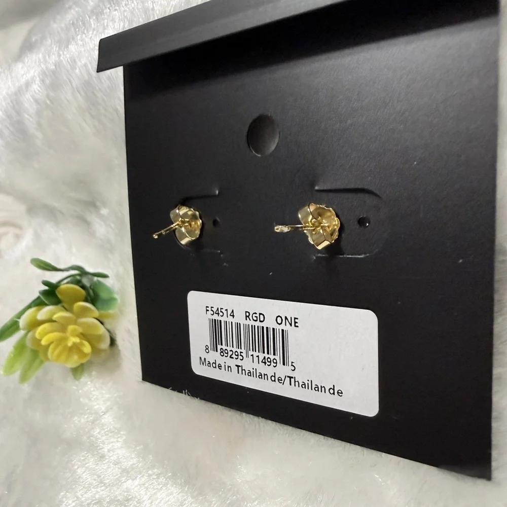 🍒 Coach Red Cherry Stud Earrings - Picture 5 of 5
